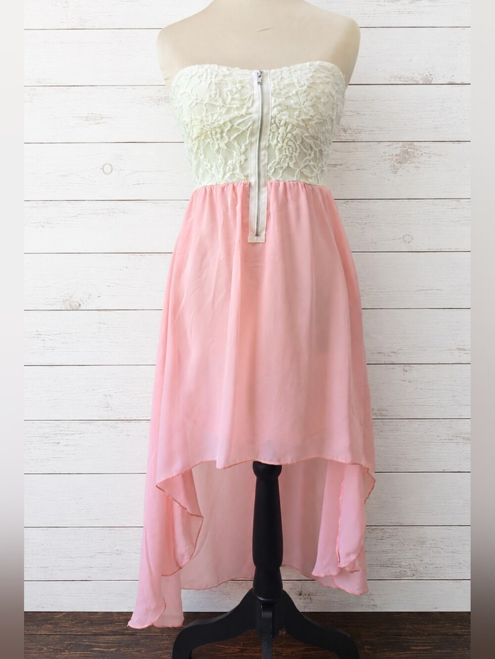 January 7 Strapless Lace & Chiffon Hi Low Dress Size S Y2K Made In USA Formal
